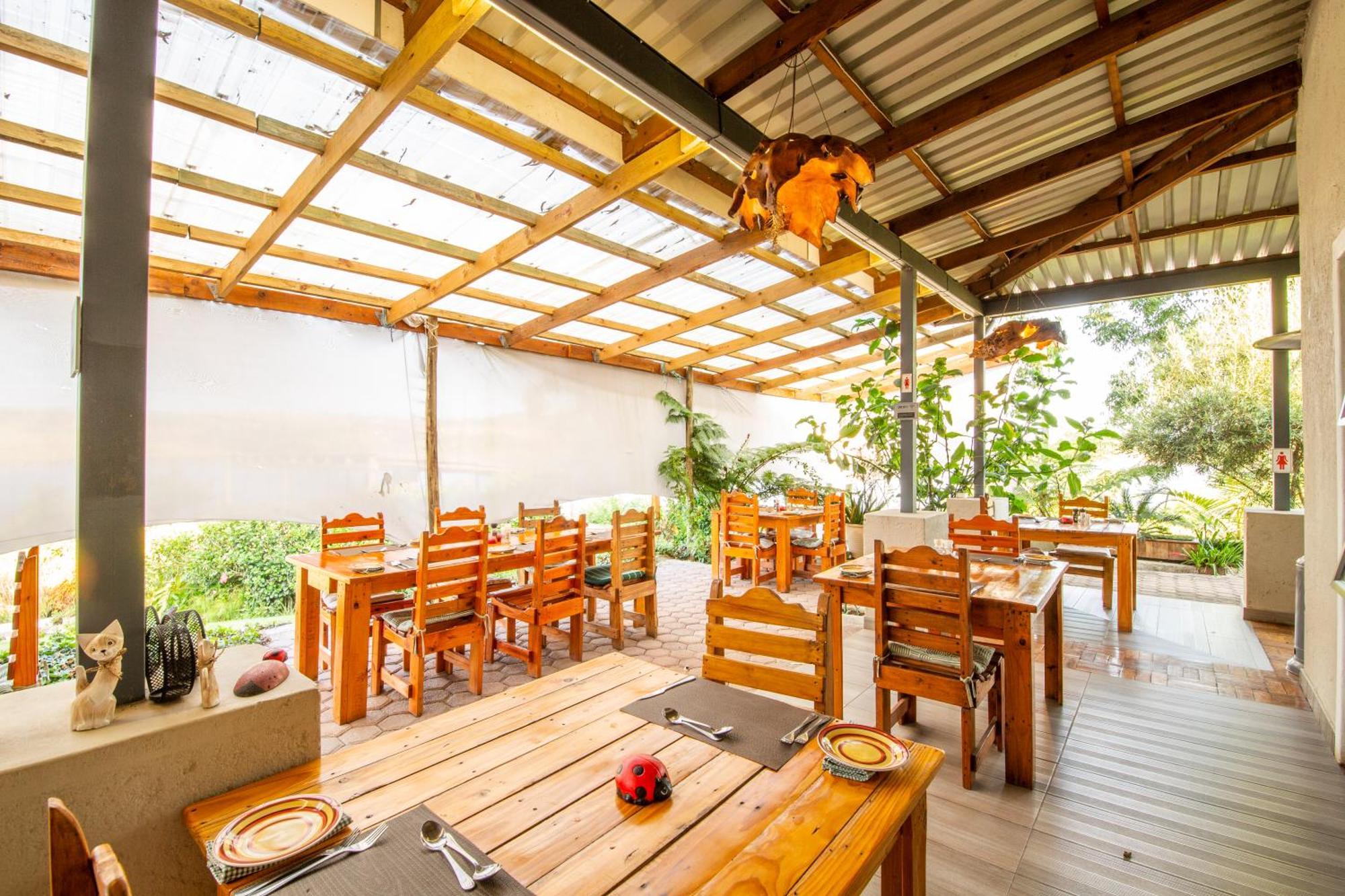 Goggas Nest Bnb & Restaurant Matsapha Exterior photo