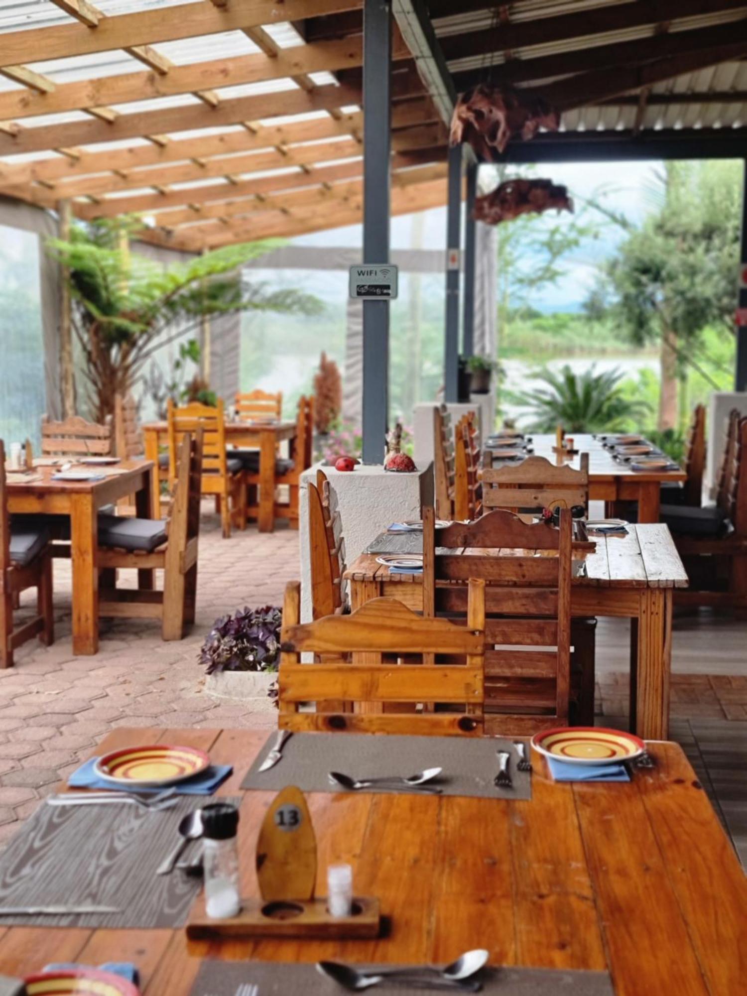 Goggas Nest Bnb & Restaurant Matsapha Exterior photo